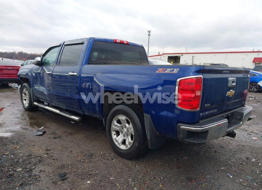 Photo 3 of 2014 Chevrolet Silverado K1500 LT (VIN 3GCUKREC4EG357820)