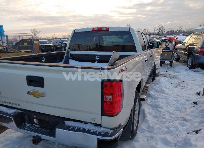 Photo 4 of 2014 Chevrolet Silverado 1500 1LT/2LT/LT (VIN 3GCUKREC4EG376853)