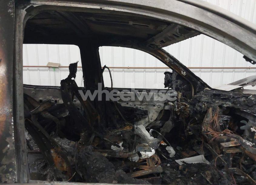 Photo 5 of 2014 Chevrolet Silverado 1500 1LT (VIN 3GCUKREC4EG403078)