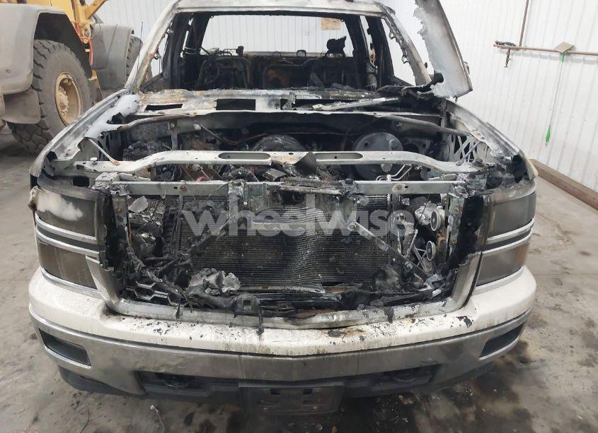 Photo 6 of 2014 Chevrolet Silverado 1500 1LT (VIN 3GCUKREC4EG403078)