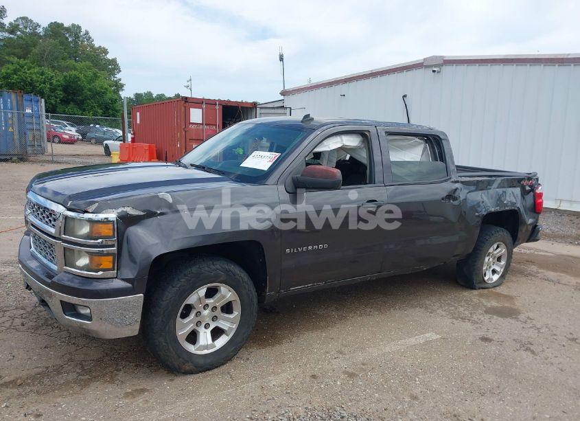 Photo 6 of 2014 Chevrolet Silverado 1500 1LT (VIN 3GCUKREC4EG430216)