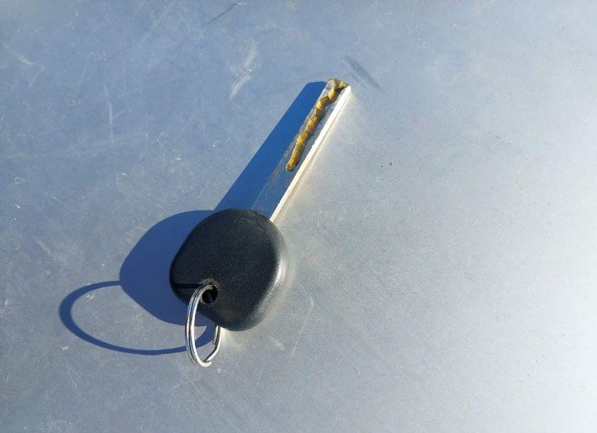 Photo 11 of 2014 Chevrolet Silverado 1500 1LT (VIN 3GCUKREC4EG490982)