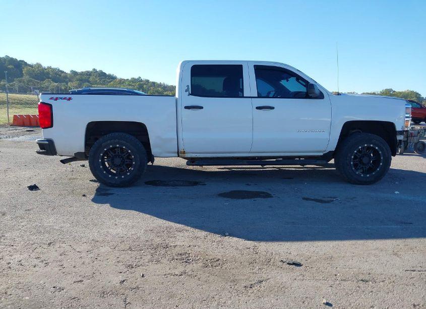 Photo 14 of 2014 Chevrolet Silverado 1500 1LT (VIN 3GCUKREC4EG490982)