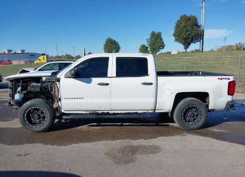 Photo 15 of 2014 Chevrolet Silverado 1500 1LT (VIN 3GCUKREC4EG490982)