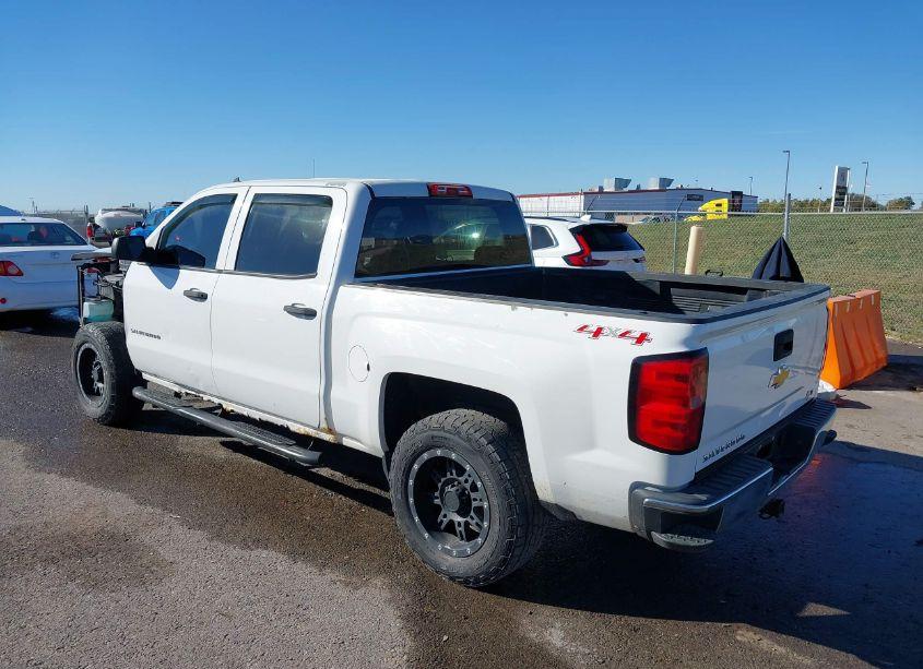 Photo 3 of 2014 Chevrolet Silverado 1500 1LT (VIN 3GCUKREC4EG490982)