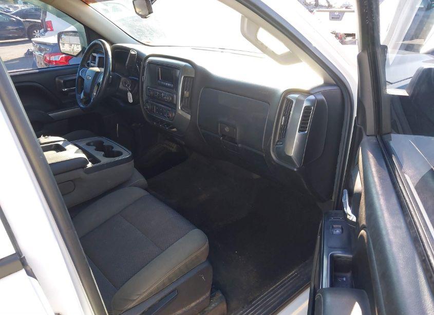 Photo 5 of 2014 Chevrolet Silverado 1500 1LT (VIN 3GCUKREC4EG490982)
