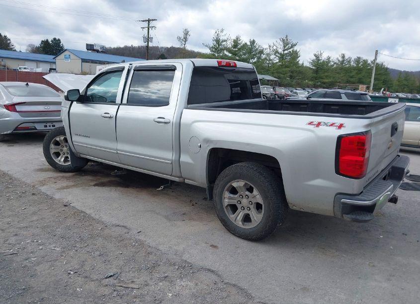 Photo 3 of 2015 Chevrolet Silverado 1500 1LT (VIN 3GCUKREC4FG106734)