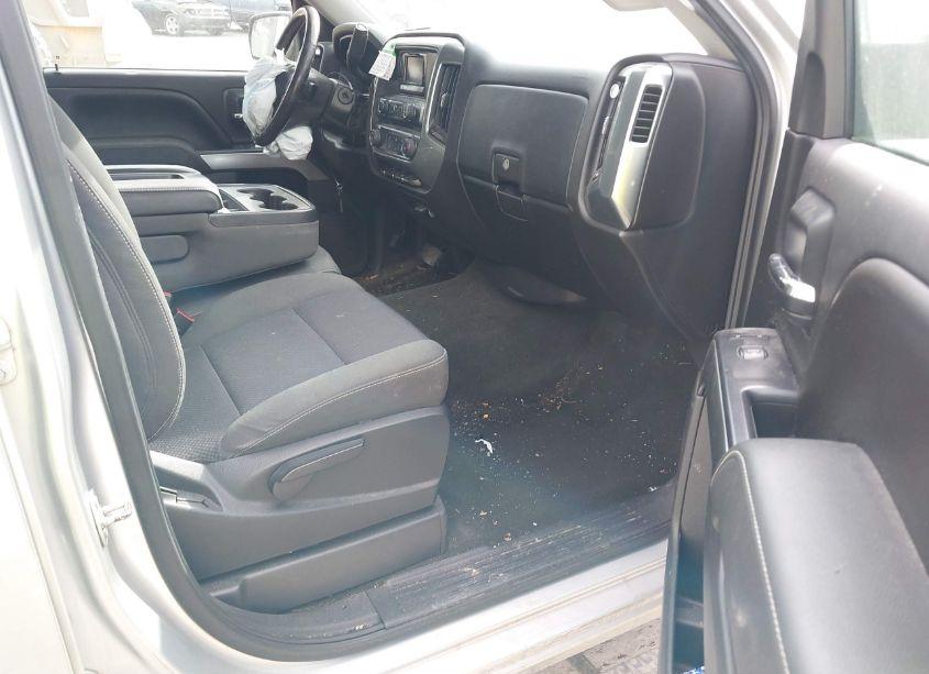 Photo 5 of 2015 Chevrolet Silverado 1500 1LT (VIN 3GCUKREC4FG106734)