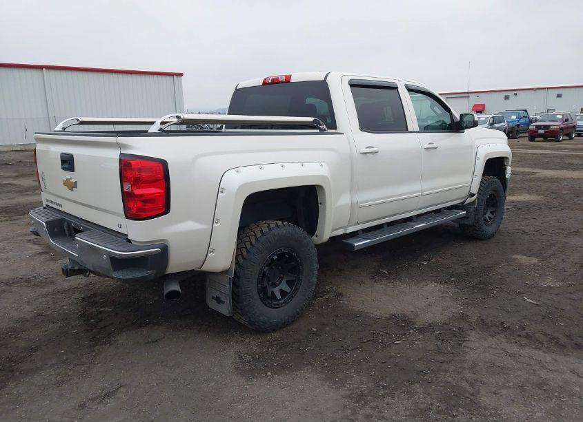 Photo 4 of 2015 Chevrolet Silverado 1500 1LT/2LT (VIN 3GCUKREC4FG163242)
