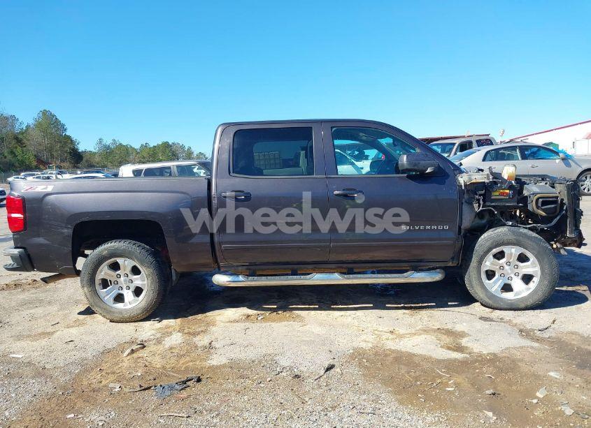 Photo 14 of 2015 Chevrolet Silverado 1500 2LT (VIN 3GCUKREC4FG321983)