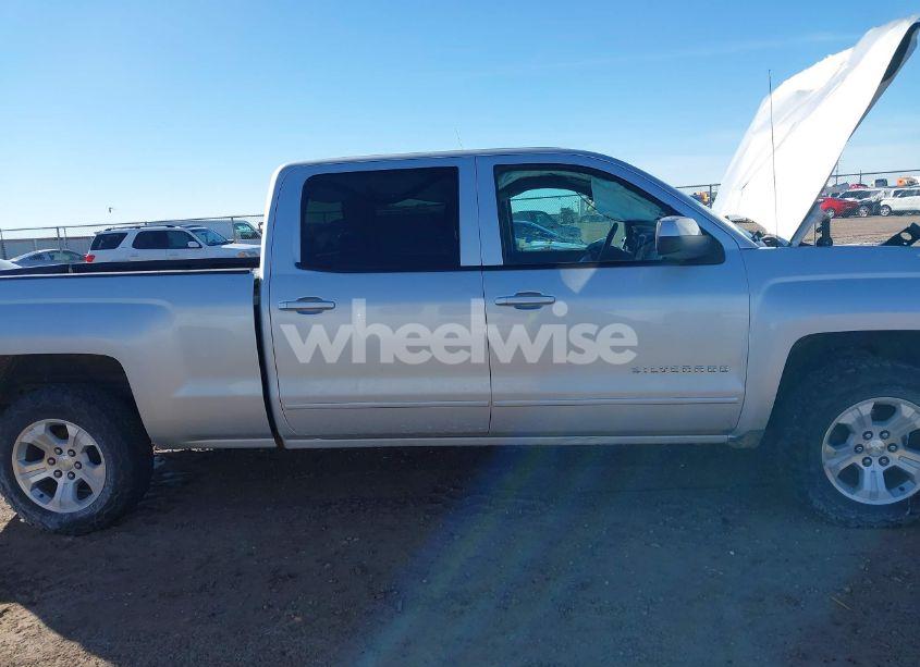 Photo 14 of 2015 Chevrolet Silverado 1500 2LT (VIN 3GCUKREC4FG408878)