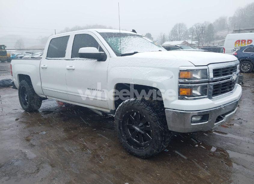 2015 Chevrolet Silverado 1500 2LT (VIN 3GCUKREC4FG503893) main photo