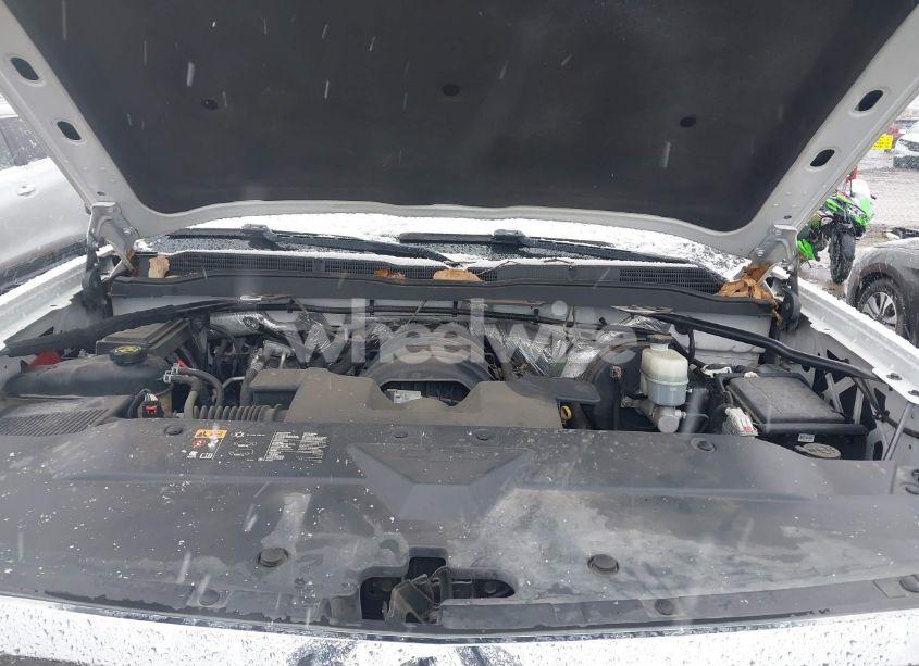 Photo 10 of 2015 Chevrolet Silverado 1500 2LT (VIN 3GCUKREC4FG503893)