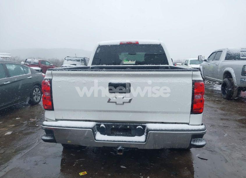 Photo 16 of 2015 Chevrolet Silverado 1500 2LT (VIN 3GCUKREC4FG503893)