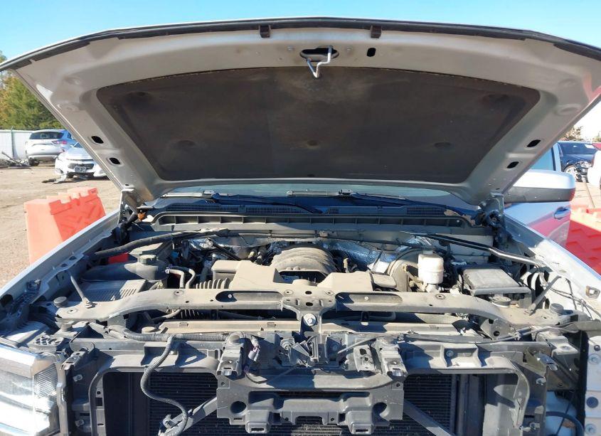 Photo 10 of 2016 Chevrolet Silverado 1500 1LT (VIN 3GCUKREC4GG136432)