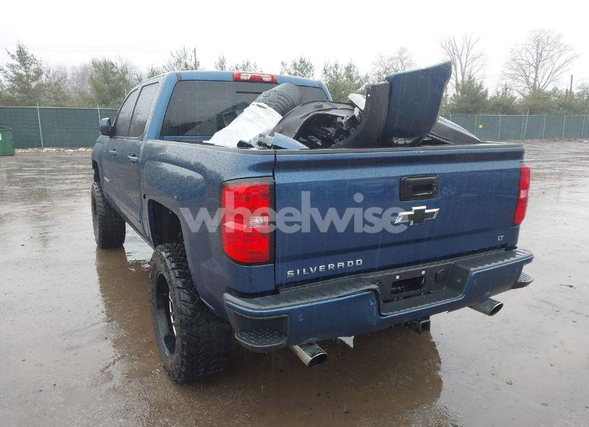 Photo 3 of 2016 Chevrolet Silverado K1500 LT (VIN 3GCUKREC4GG215356)