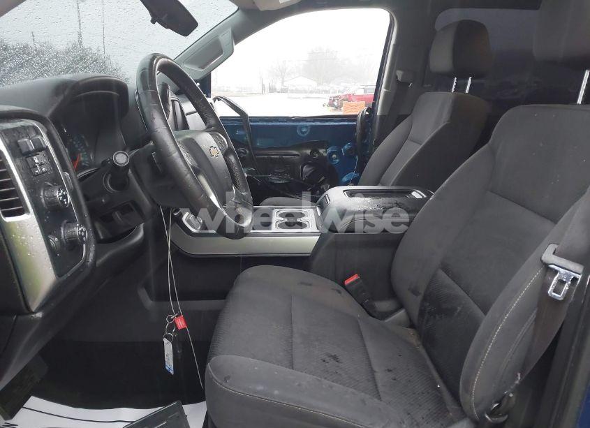 Photo 5 of 2016 Chevrolet Silverado K1500 LT (VIN 3GCUKREC4GG215356)