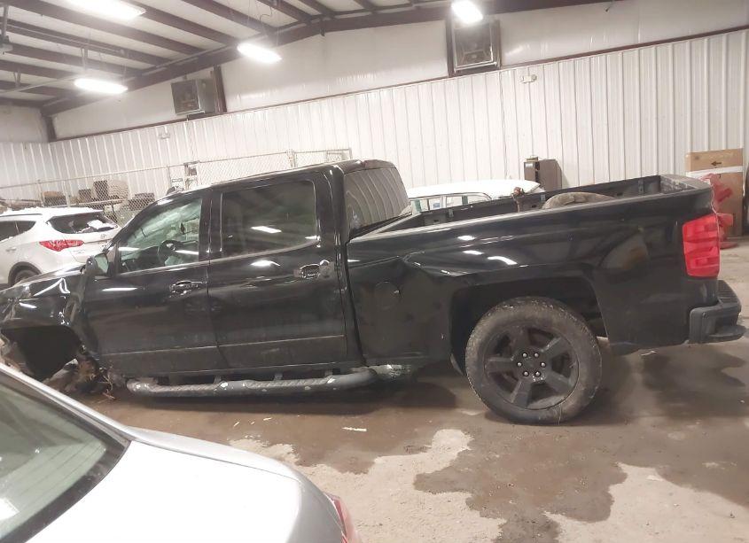 Photo 15 of 2016 Chevrolet Silverado 1500 2LT (VIN 3GCUKREC4GG235266)