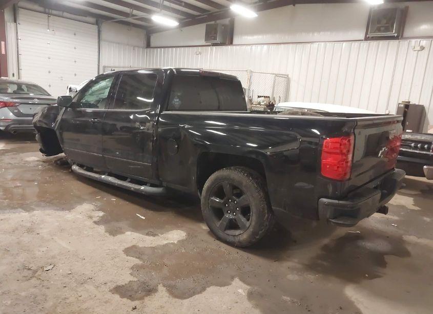 Photo 3 of 2016 Chevrolet Silverado 1500 2LT (VIN 3GCUKREC4GG235266)