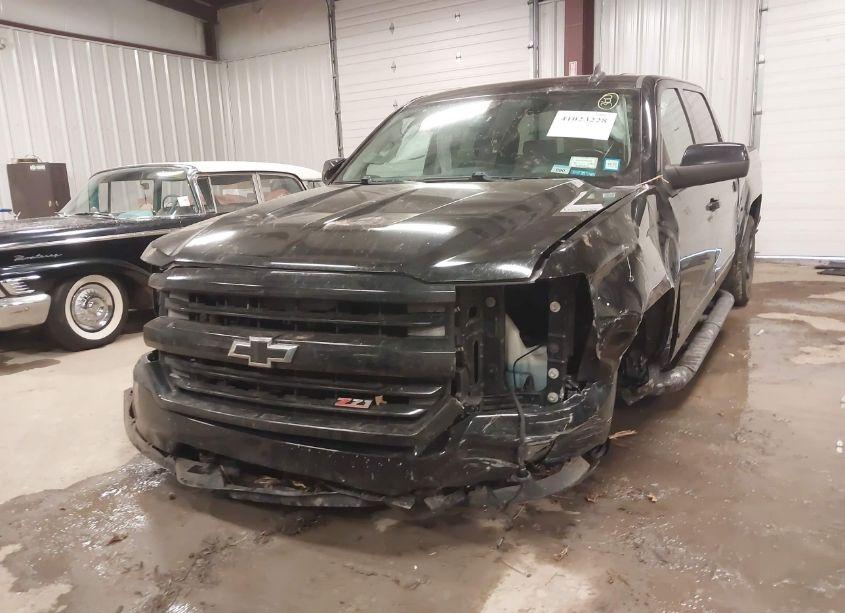 Photo 6 of 2016 Chevrolet Silverado 1500 2LT (VIN 3GCUKREC4GG235266)