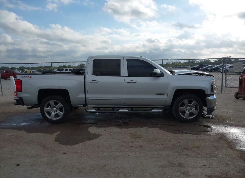 Photo 13 of 2016 Chevrolet Silverado 1500 1LT (VIN 3GCUKREC4GG237048)