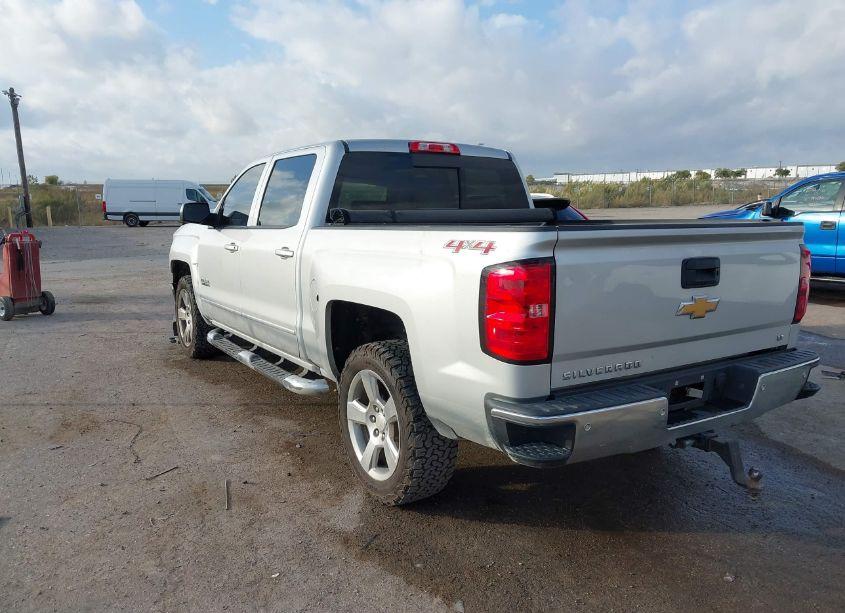 Photo 3 of 2016 Chevrolet Silverado 1500 1LT (VIN 3GCUKREC4GG237048)