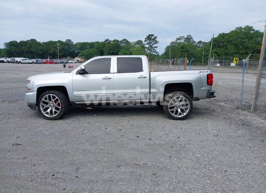 Photo 14 of 2016 Chevrolet Silverado 1500 2LT (VIN 3GCUKREC4GG277839)