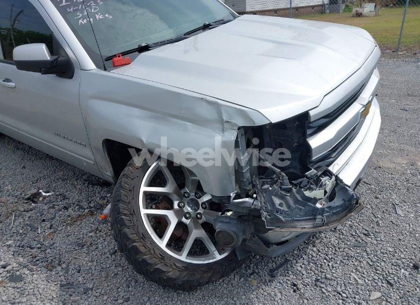 Photo 6 of 2016 Chevrolet Silverado 1500 2LT (VIN 3GCUKREC4GG277839)