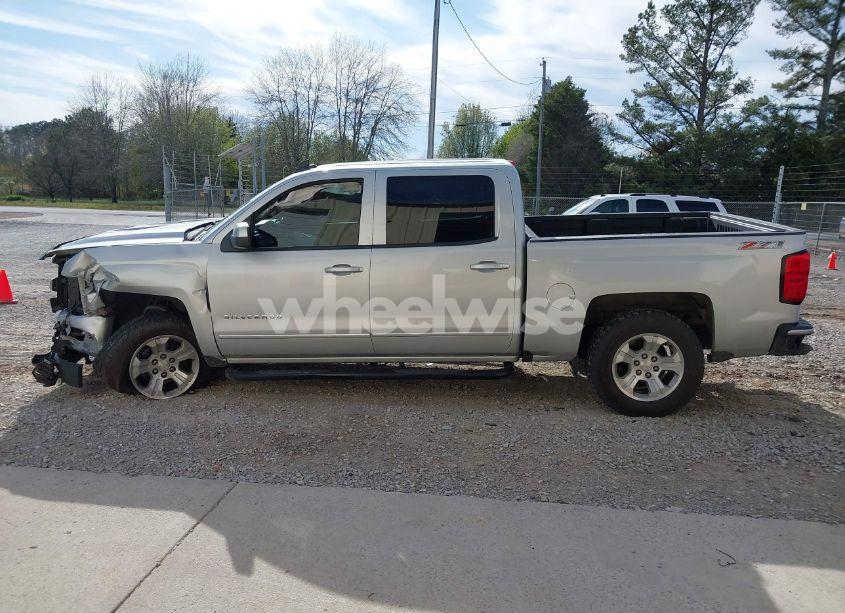 Photo 14 of 2016 Chevrolet Silverado 1500 2LT (VIN 3GCUKREC4GG278179)