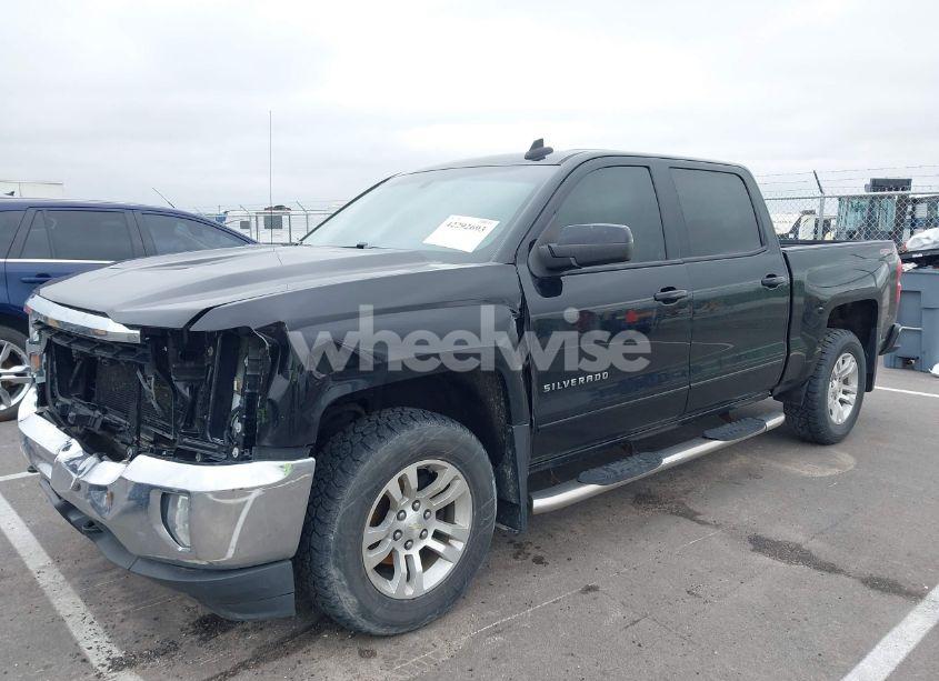Photo 2 of 2016 Chevrolet Silverado 1500 1LT (VIN 3GCUKREC4GG278537)