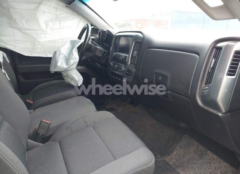 Photo 5 of 2016 Chevrolet Silverado 1500 1LT (VIN 3GCUKREC4GG278537)