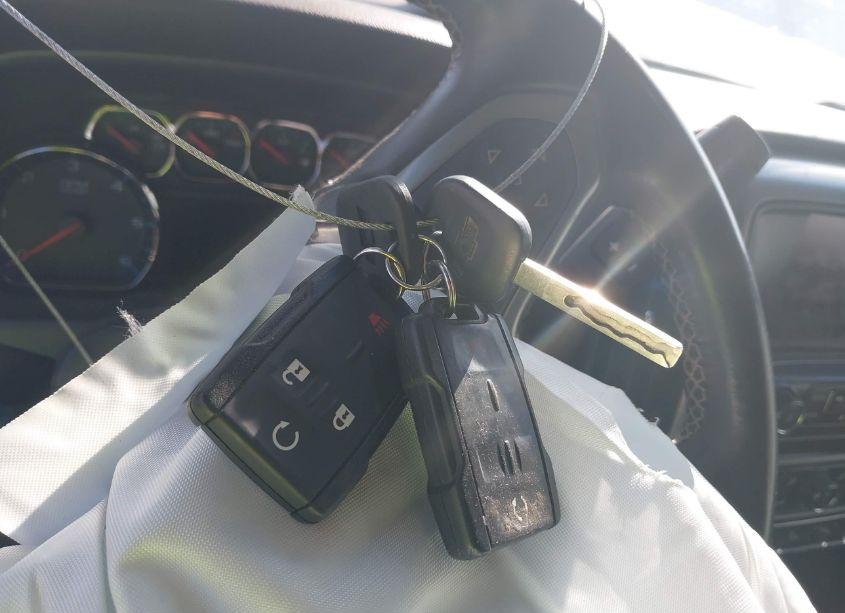 Photo 11 of 2016 Chevrolet Silverado 1500 1LT (VIN 3GCUKREC4GG316736)