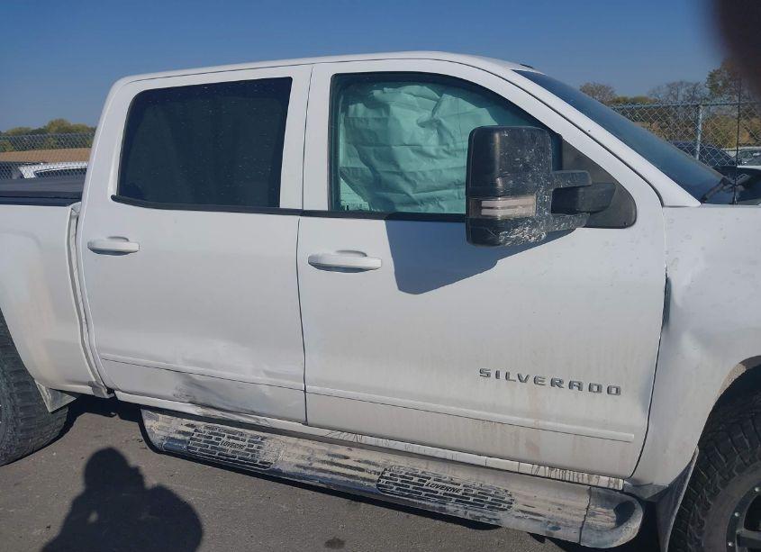 Photo 13 of 2016 Chevrolet Silverado 1500 1LT (VIN 3GCUKREC4GG316736)