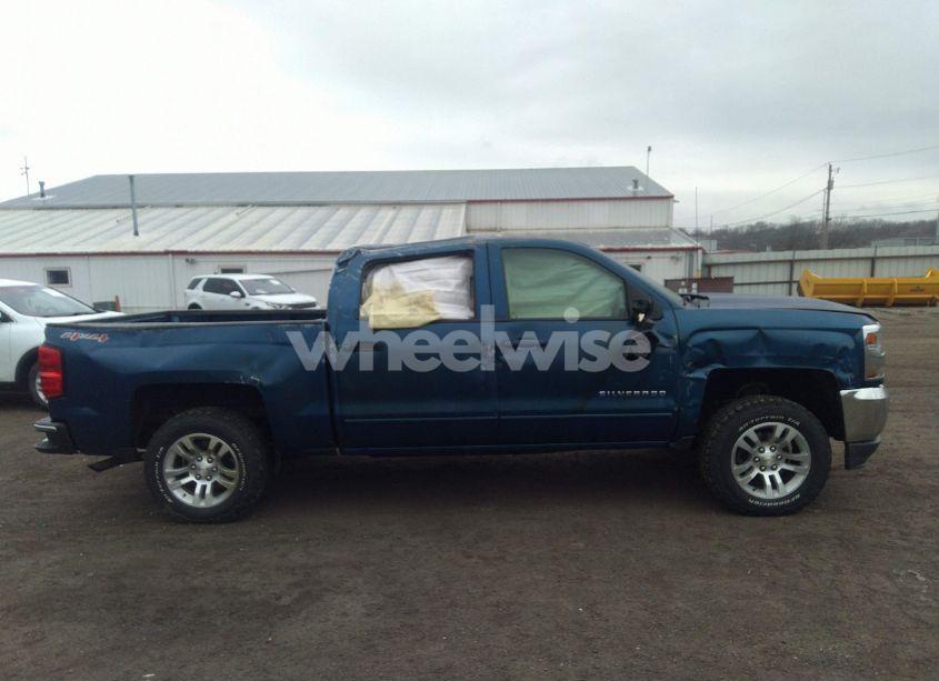 Photo 13 of 2016 Chevrolet Silverado 1500 1LT (VIN 3GCUKREC4GG331138)