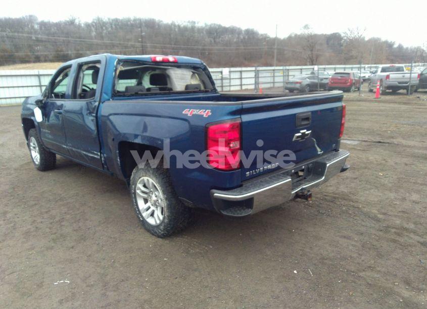 Photo 3 of 2016 Chevrolet Silverado 1500 1LT (VIN 3GCUKREC4GG331138)