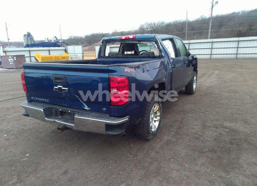 Photo 4 of 2016 Chevrolet Silverado 1500 1LT (VIN 3GCUKREC4GG331138)