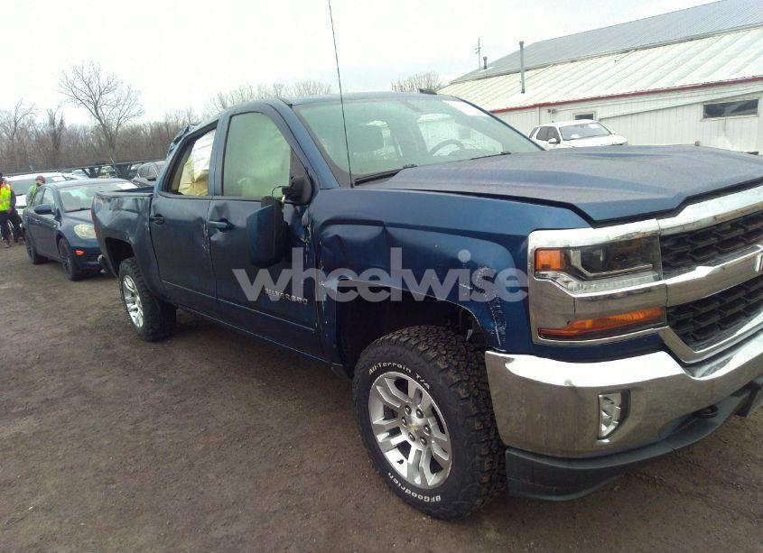 Photo 6 of 2016 Chevrolet Silverado 1500 1LT (VIN 3GCUKREC4GG331138)