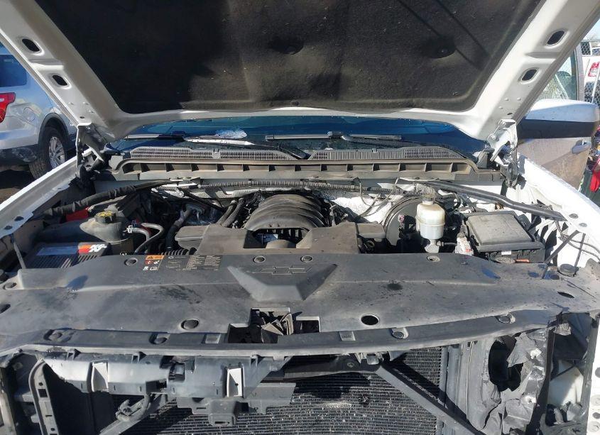 Photo 10 of 2016 Chevrolet Silverado 1500 2LT (VIN 3GCUKREC4GG370988)