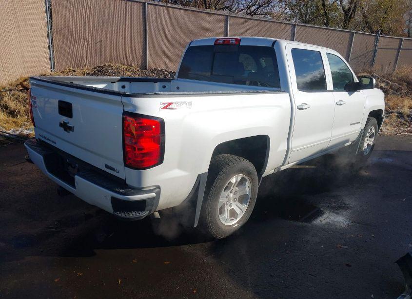 Photo 4 of 2016 Chevrolet Silverado 1500 2LT (VIN 3GCUKREC4GG370988)