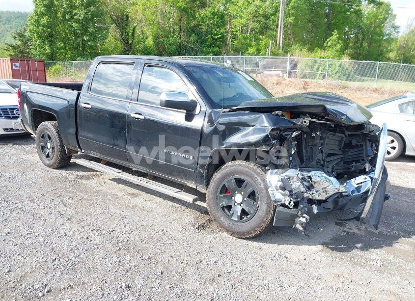 2017 Chevrolet Silverado 1500 1LT (VIN 3GCUKREC4HG109264) main photo