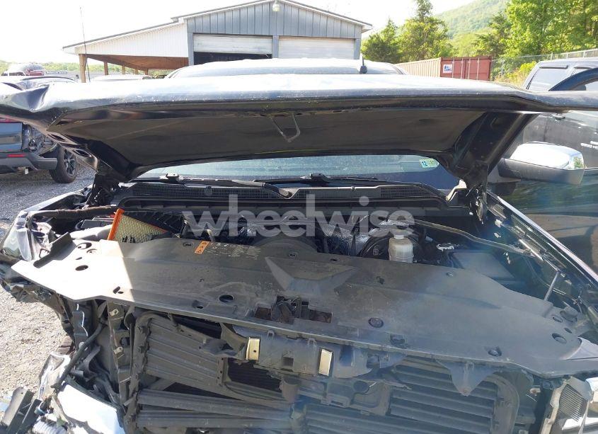 Photo 10 of 2017 Chevrolet Silverado 1500 1LT (VIN 3GCUKREC4HG109264)