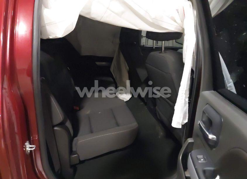 Photo 8 of 2017 Chevrolet Silverado 1500 2LT (VIN 3GCUKREC4HG149201)