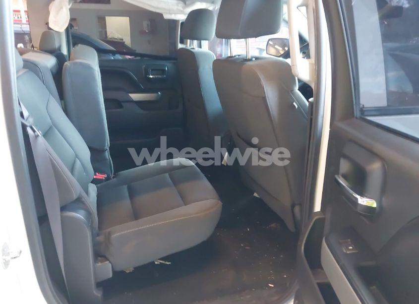 Photo 8 of 2017 Chevrolet Silverado 1500 2LT (VIN 3GCUKREC4HG384231)