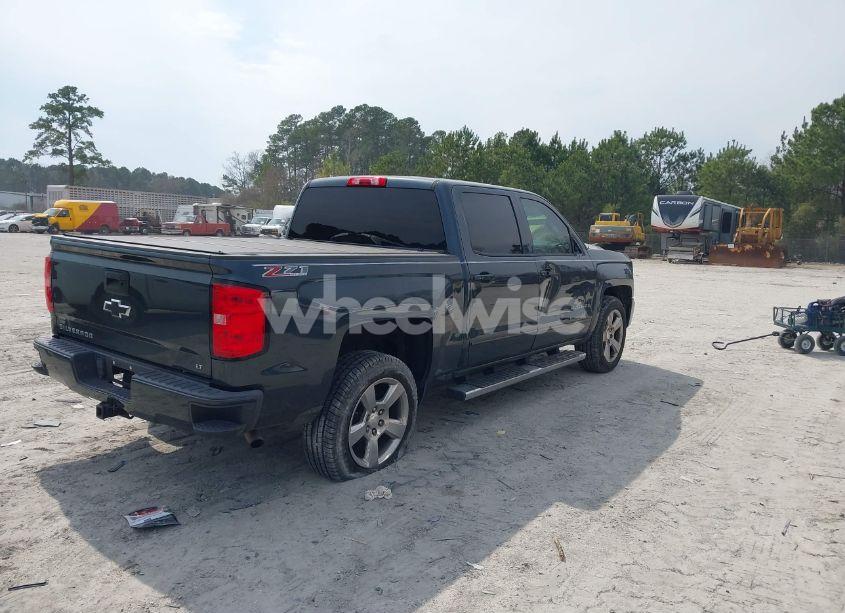 Photo 4 of 2017 Chevrolet Silverado 1500 2LT (VIN 3GCUKREC4HG424887)