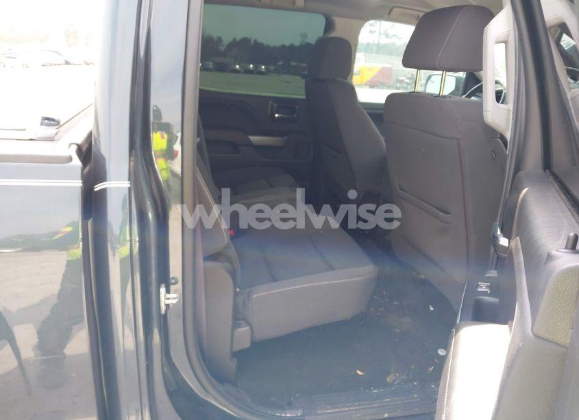 Photo 8 of 2017 Chevrolet Silverado 1500 2LT (VIN 3GCUKREC4HG424887)