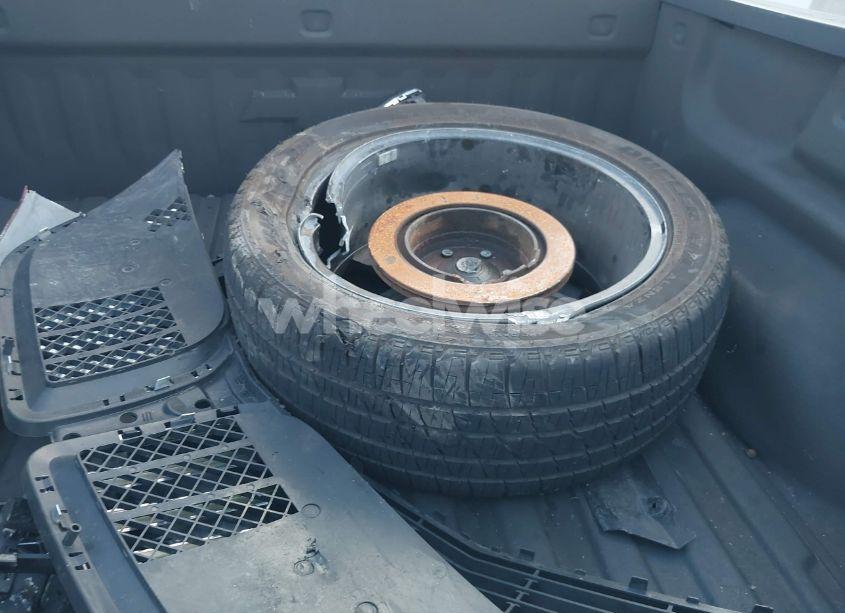 Photo 12 of 2017 Chevrolet Silverado 1500 2LT (VIN 3GCUKREC4HG434920)