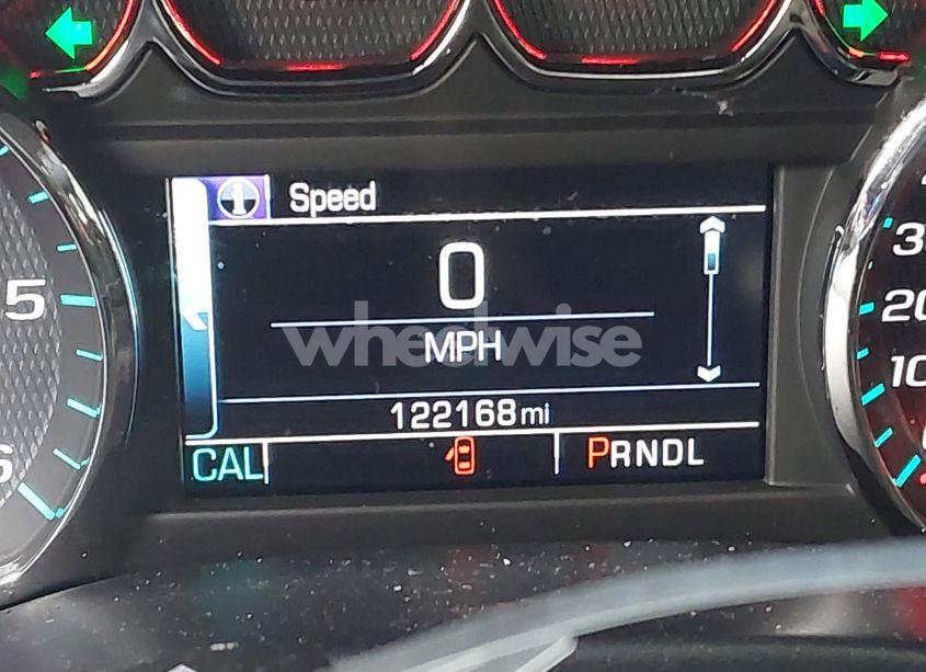 Photo 16 of 2018 Chevrolet Silverado 1500 2LT (VIN 3GCUKREC4JG225960)