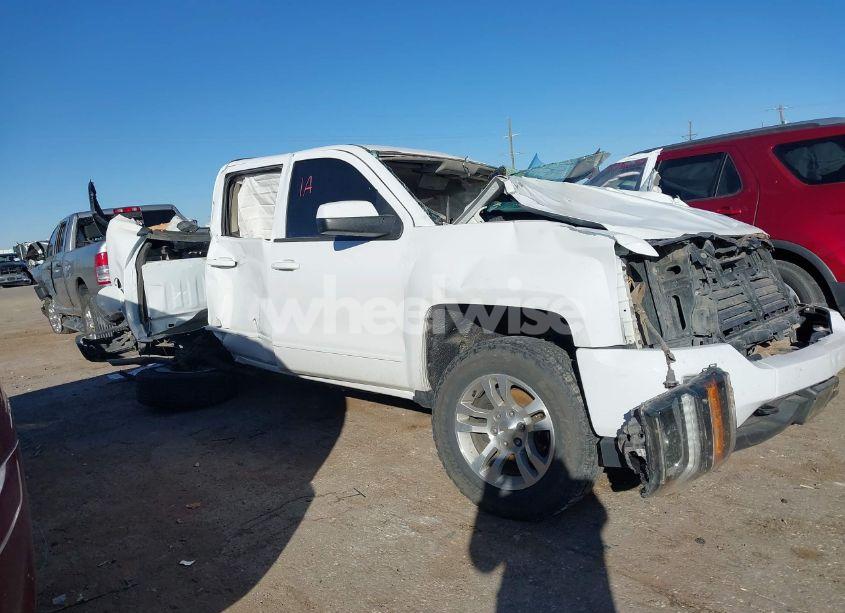 Photo 14 of 2018 Chevrolet Silverado 1500 1LT (VIN 3GCUKREC4JG288265)