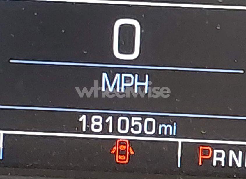 Photo 16 of 2018 Chevrolet Silverado 1500 1LT (VIN 3GCUKREC4JG288265)