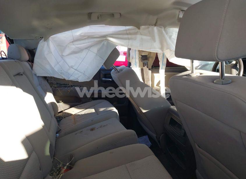 Photo 8 of 2018 Chevrolet Silverado 1500 1LT (VIN 3GCUKREC4JG288265)